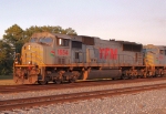 TFM 1654 leading a WB intermodal